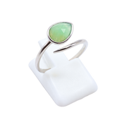 Anello a "serpente" in argento sterling 925 con giada verde