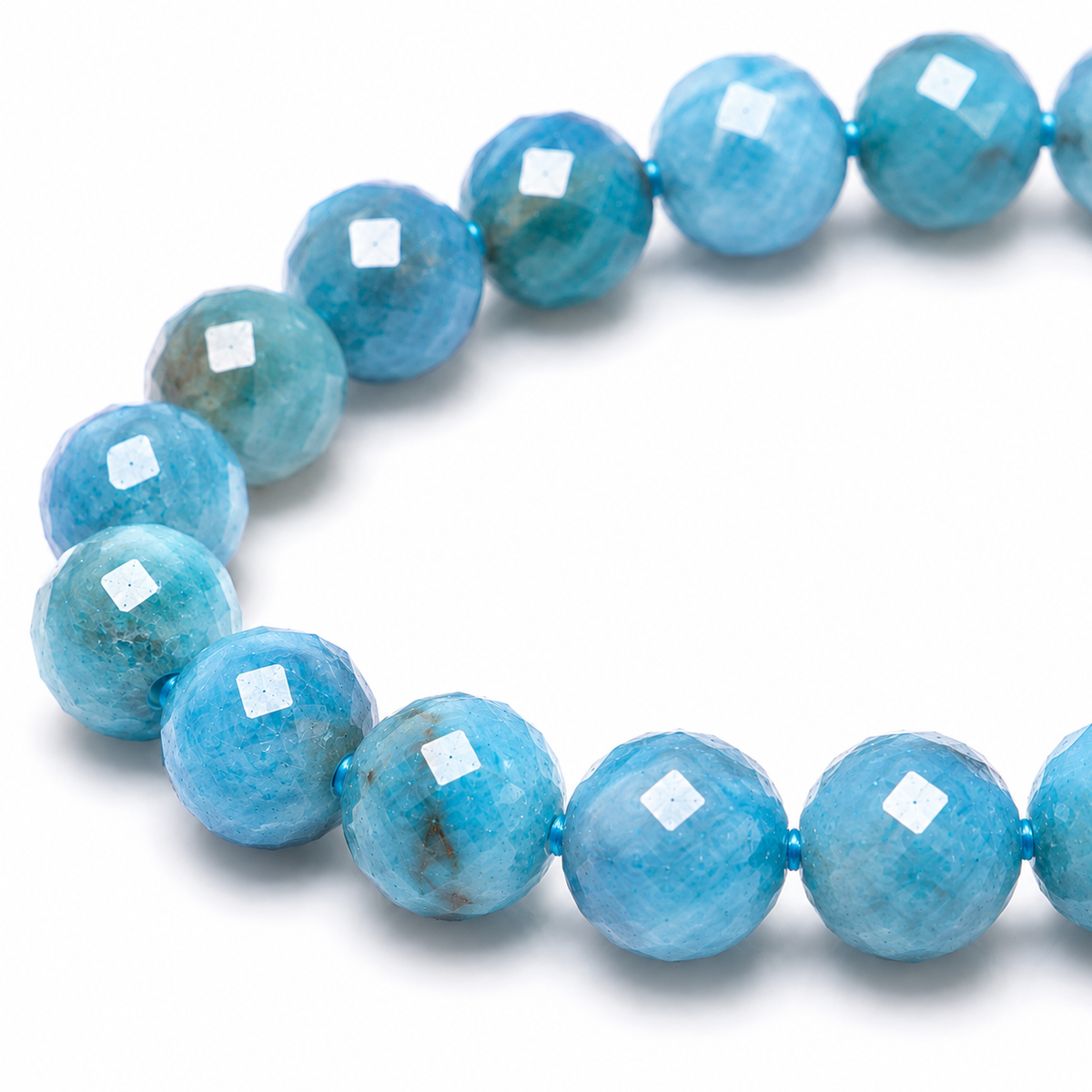 Facettiertes Armband aus Apatitperlen 6mm - Madagaskar