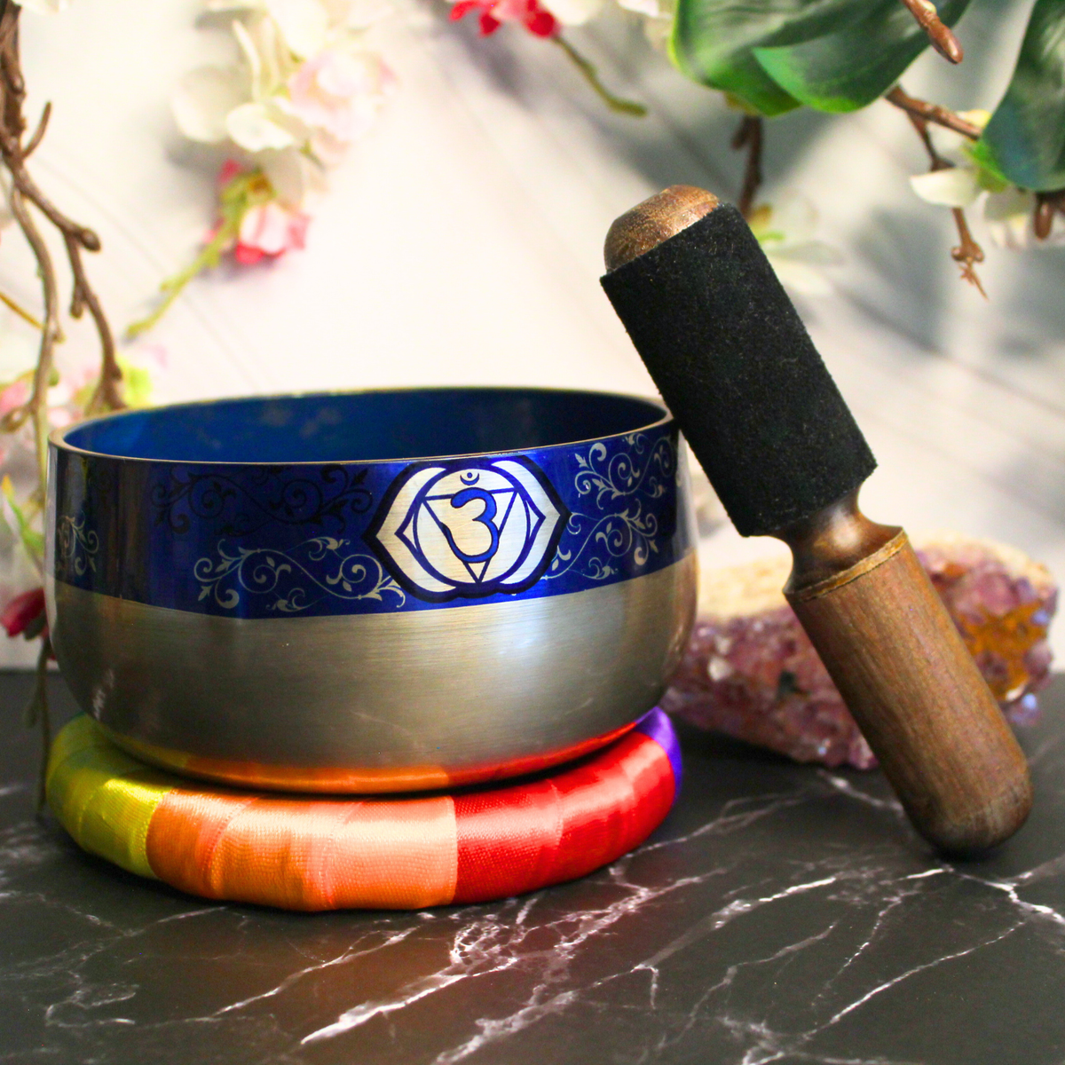 Third Eye Chakra Singing Bowl silver brass - Cobalt blue