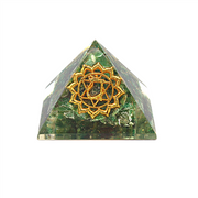 Orgonite pyramid - Heart Chakra: Green aventurine