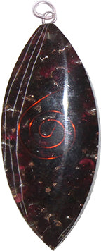 ORGONE OVAL  PENDANT - GARNET