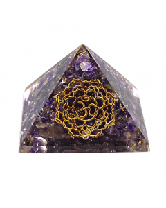 Orgonite Pyramid crown chakra amethyst 40mm